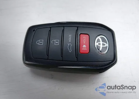 2025 Toyota Camry Le z USA, uszkodzony, nr VIN 4T1DAACKXSU109364